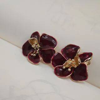 گوشواره گل چری