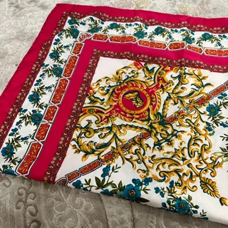 روسری ابریشمی