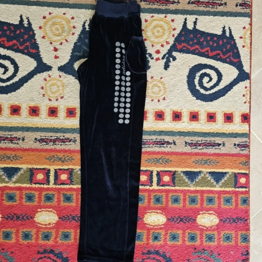 ست ورزشی مخملی