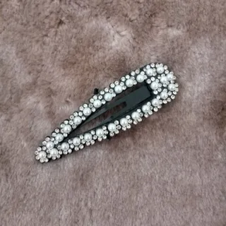 گیره مو بزرگ