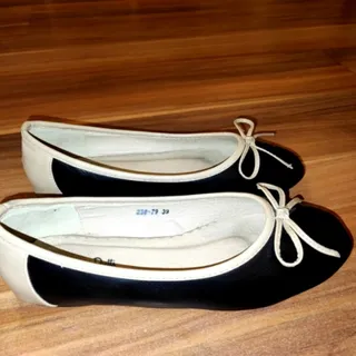 کفش مارک massimo Dutti اص