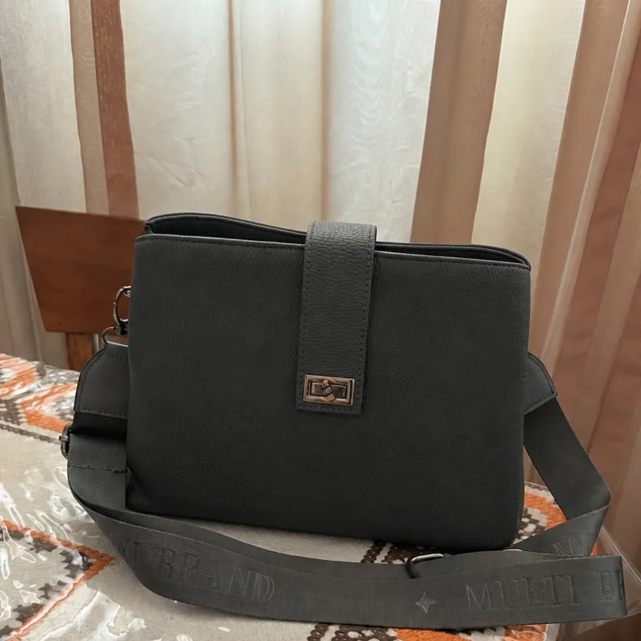 کیف رو دوشی طوسی