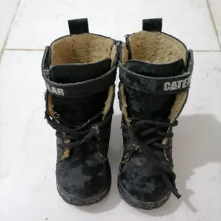 بوت بچه گانه