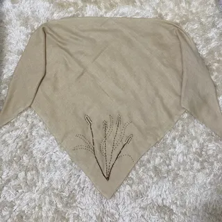 روسری جواهردوزی شده