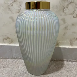 گلدان شیشه ای
