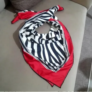 روسری ابریشم