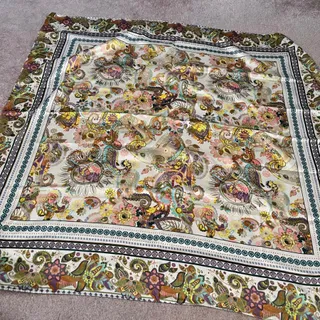 روسری ساتن