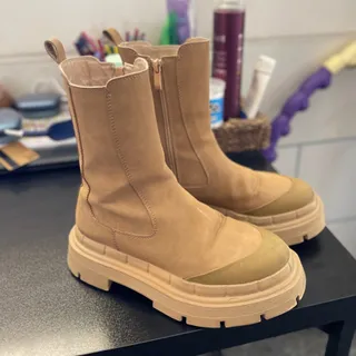 بوت