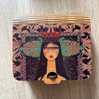 جعبه چوبی