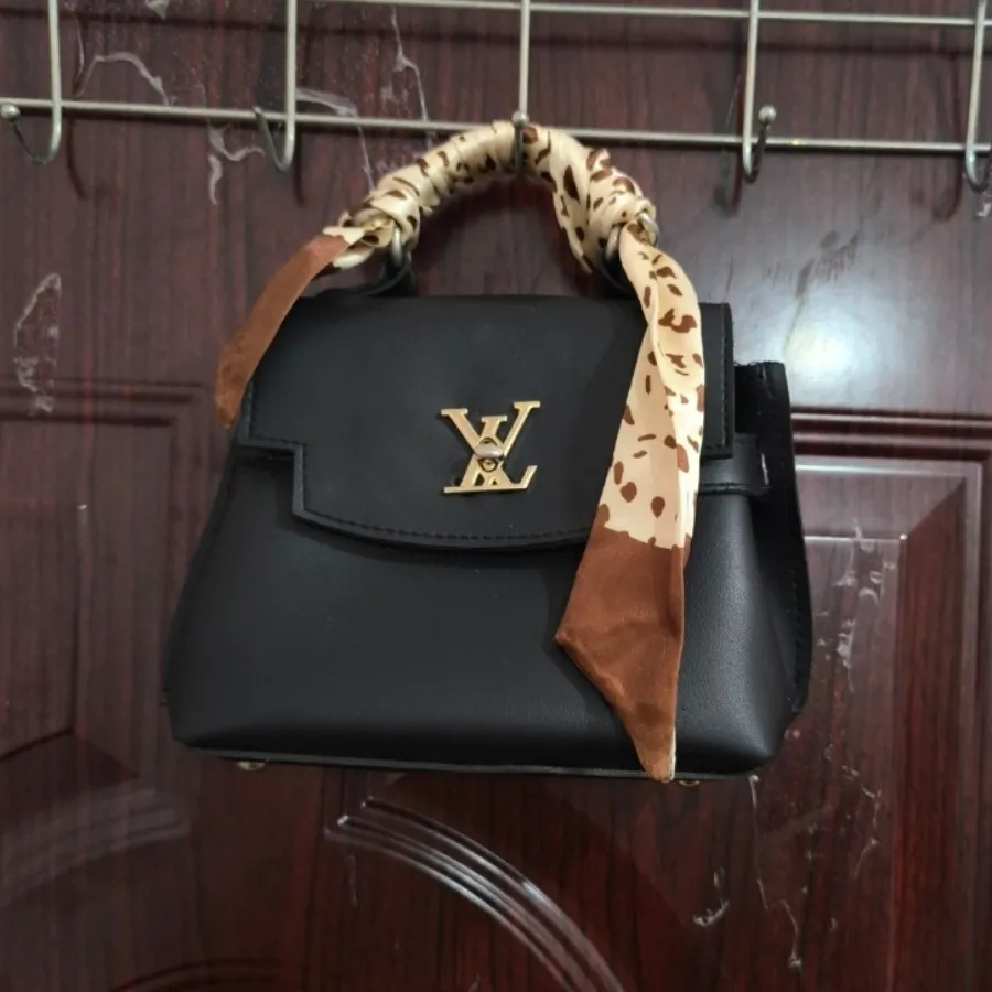 کیف lv کوچک