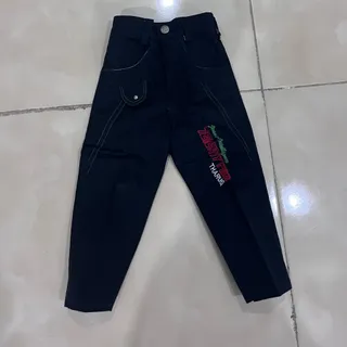شلوار بچگانه