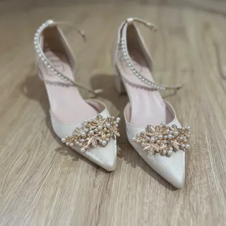 کفش مجلسی کرمی