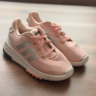 کفش بچگانه adidasاورجینال