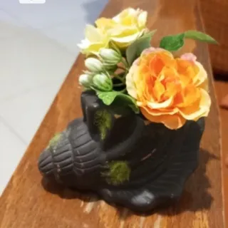 گلدان کوچک تنه درخت