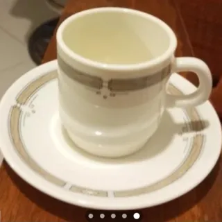 فنجان و نعلبکی آرکوپال