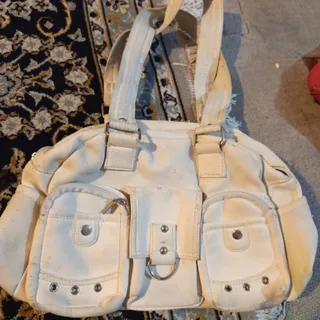 کیف سفید