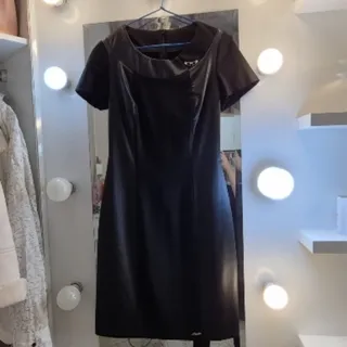 پیراهن چرم