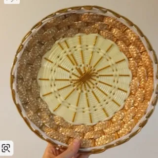 سبد حصیری دست بافت