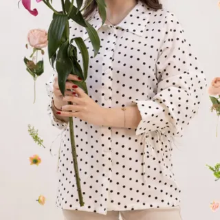 شومیز خالخالی