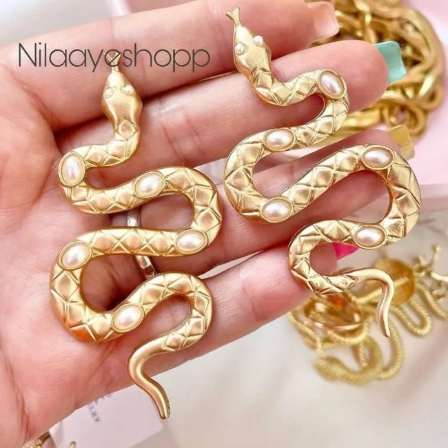 گوشواره مار نگین دار بزرگ