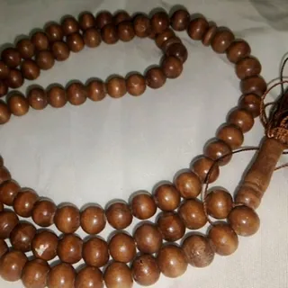 تسبیح چوبی حراج