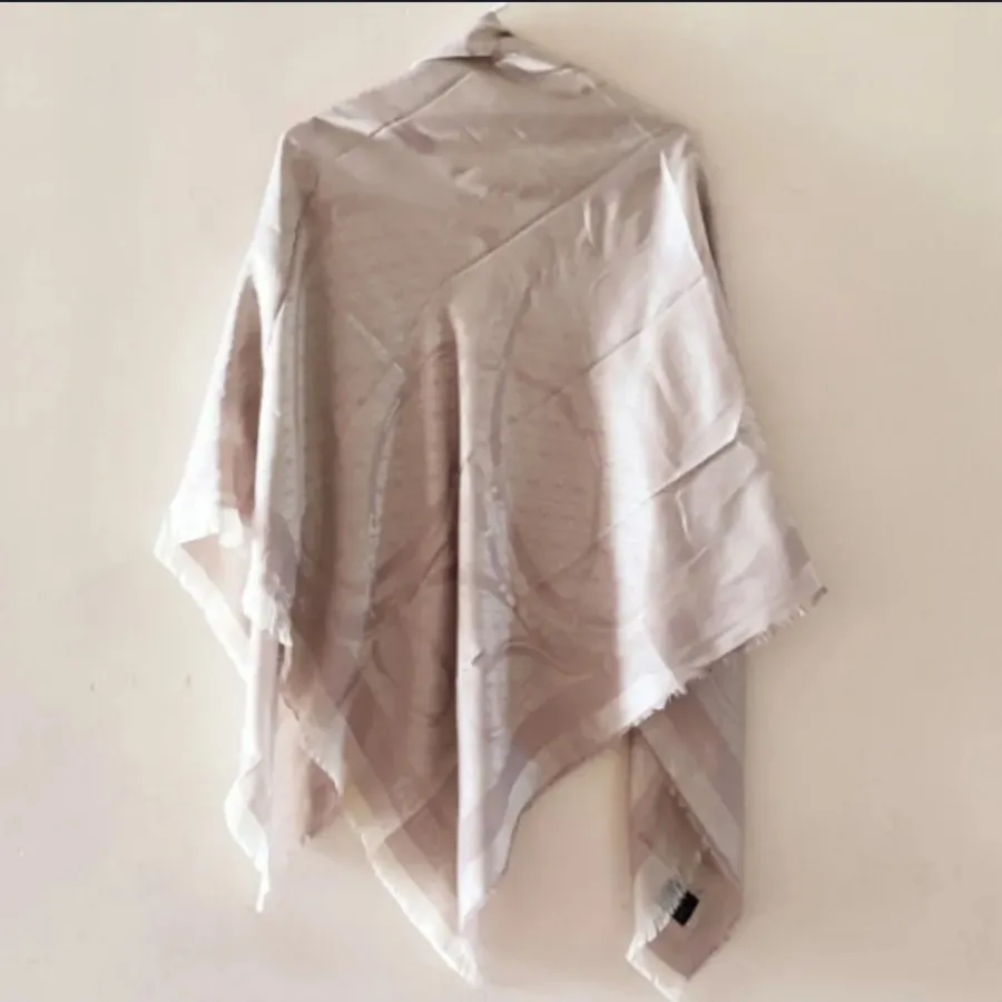 روسری خارجی