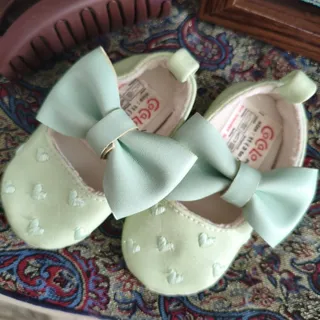 پاپوش بچگانه