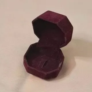 2 تا جعبه ی حلقه