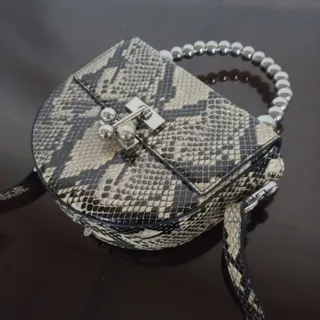 کیف وارداتی