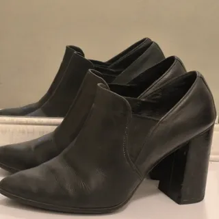 کفش چرم زنانه