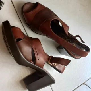صندل چرم