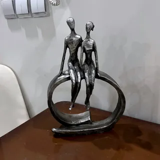 مجسمه ایکیا