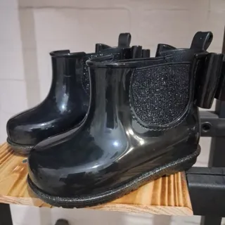رین بوت بچگانه