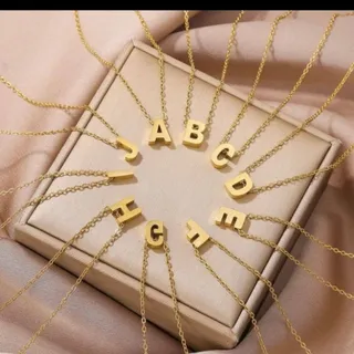 گردنبند حروف