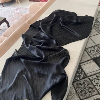 شال مشکی