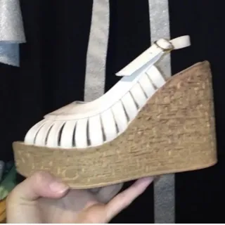 کفش مجلسی پاشنه چوبی