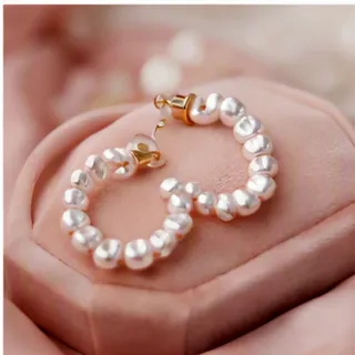 گوشواره مروارید پرورشی