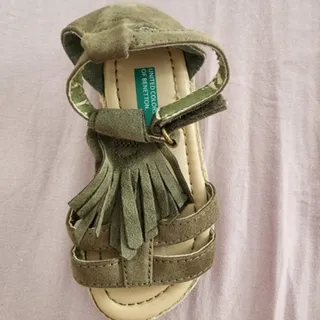صندل بنتون