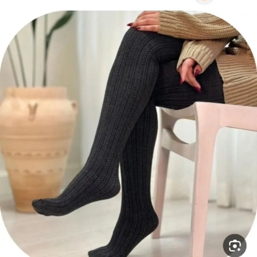 جوراب گندمی