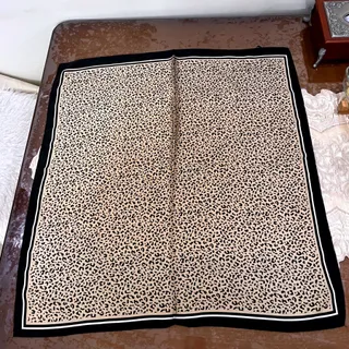روسری ابریشم پلنگی