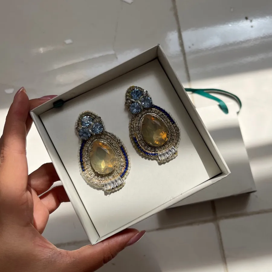 گوشواره دستساز جواهری