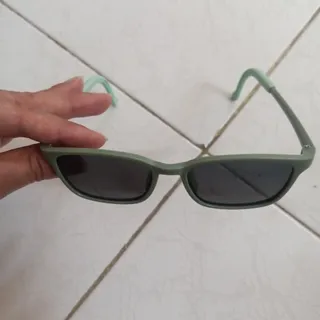 عینک آفتابی بچگانه