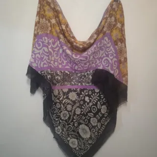 روسری قواره دار سبک