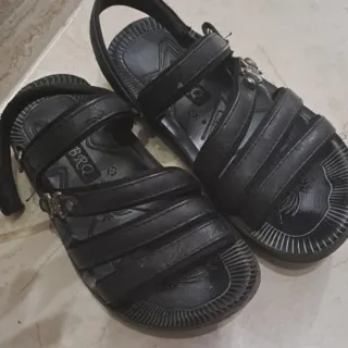 صندل بچگانه