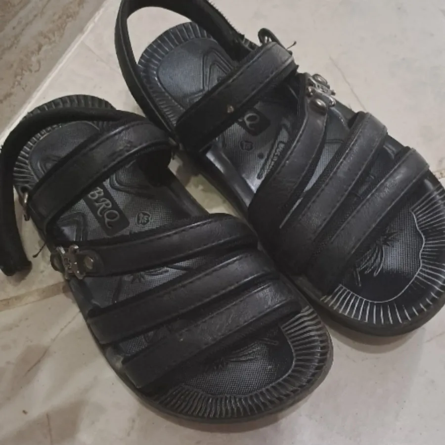 صندل بچگانه