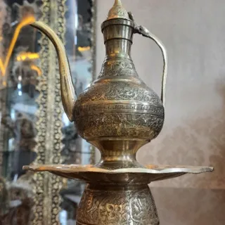 آفتابه لگن برنجی هندی