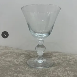لیوان/بستنی خوری