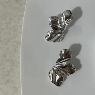 گوشواره گل