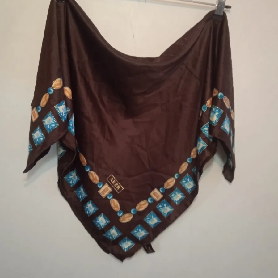 روسری ساتن