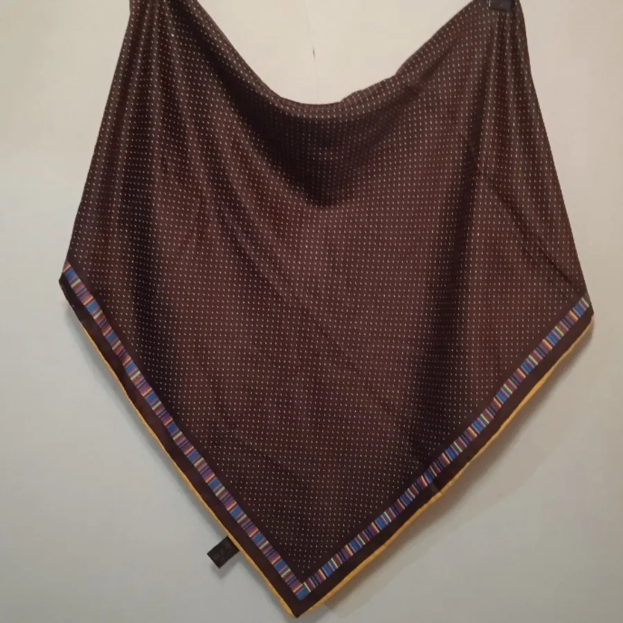 روسری ساتن